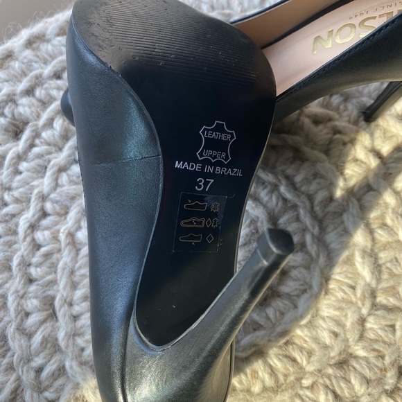 Women’s Black Brazilian Leather Heels Size 7 - Picture 4 of 4